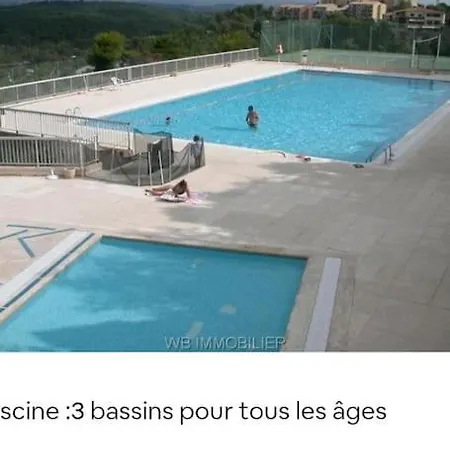 Apartment Appartement, Terrasse, Piscine, Parking