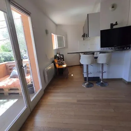 Apartment Appartement, Terrasse, Piscine, Parking *